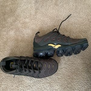 2018 Air Vapormax Plus "Cargo Khaki"